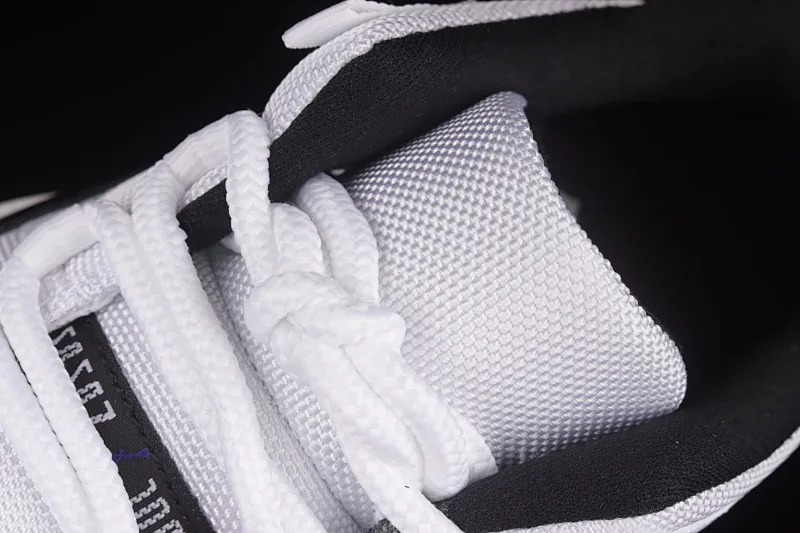 All categories Air Jordan Jordan series basketball shoes Air Jordan 11 F version Air Jordan 11 Low "Concord" AJ11 Kang buckle white black genuine carbon low-top basketball shoes 528895-153